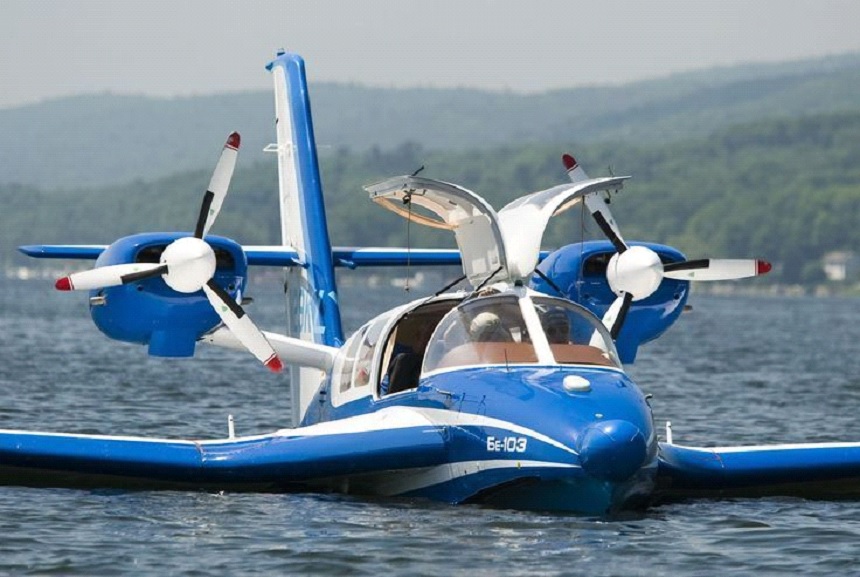 planes that can land on water